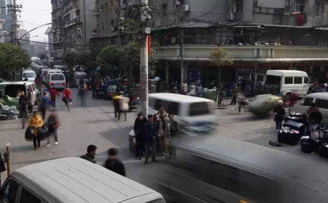 40年·车轮印记｜20年前，第一辆面包车改变了我的人生