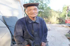 为啥农村老人都喜欢孙子而不是孙女？80岁老人说明了一切，实话吗视频封面