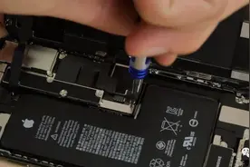 iPhone XS / XS Max 详尽拆解来了！看一下用到了哪些器件？图片