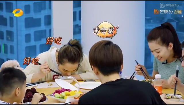 《小时代》的周崇光是误会，陈学冬是站在童年阴影里的大男孩