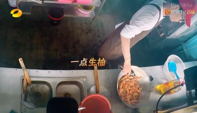《小时代》的周崇光是误会，陈学冬是站在童年阴影里的大男孩