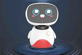 小漫在家智能家教学习机器人视频封面