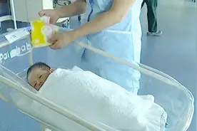 一家三口血型都不同 医生表示很罕见