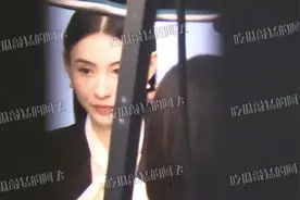 张柏芝把三胎儿子接来上海，俩保姆一保镖随行，拍杂志忙赚奶粉钱图片