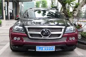 偶遇一辆SUV，车牌4个9，车标是只马，但是很多人都不认识？