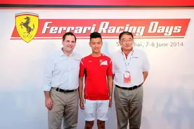 19岁的周冠宇：目前最接近F1的中国人｜人间图片