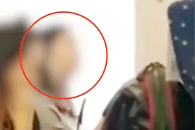 奇葩！女子在高铁车厢大声骂脏话，还怒怼乘警：你是男人吗视频封面