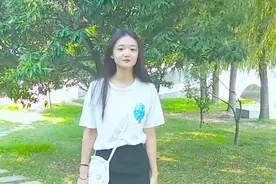 一首《无奈的放弃》，唱出了爱情里的心酸与无奈，好听醉了！视频封面