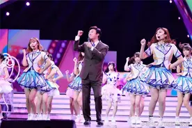 费玉清宣布退出演艺圈！手写亲笔信告别：失去双亲没了动力图片