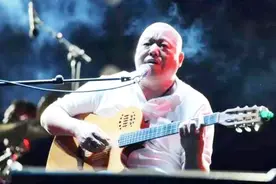 一路走好，一首《朋友》多少青春岁月，愿天堂没有痛苦