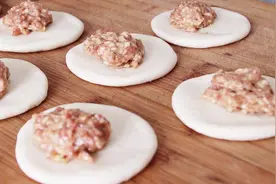 蒸包子的诀窍：蒸包子只要掌握这2点，就不会蒸死，不会塌陷