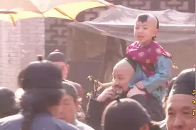胡子头带白景琦逛庙会，买刀回来白景琦却不见了，把胡子头急坏了视频封面