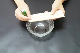 买纸巾不要只看颜色，教你3个辨别方法，学会告诉家人和朋友视频封面