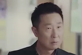 林永健19岁超模“女儿”登上纽约时装周，网友：长得一模一样视频封面