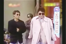 1990年周星驰和张敏一起上节目扮演赌神赌后，现场搞笑演出舞台剧视频封面