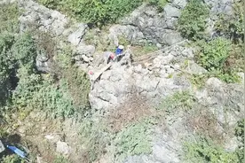 有一种工作叫做土岩爆破，国庆节依然干得汗流浃背，为他们点赞！视频封面