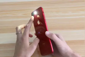 解锁苹果手机3种手电筒打开方式，用起来太方便了！