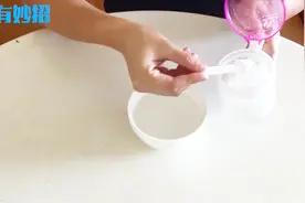 女生腿毛太长怎么办，浩子有妙招，让它自动脱落