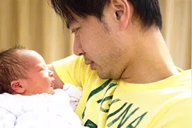 父亲这4个特征容易遗传给女儿，以后保准是个小美女