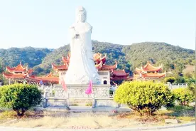 妈祖就是观音吗？她穿着和观音一样，手握净瓶杨柳！视频封面