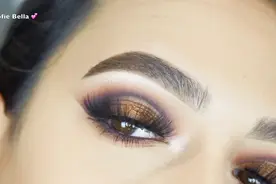 眼妆化妆教程，教你画浓眼大双眼皮烟熏妆