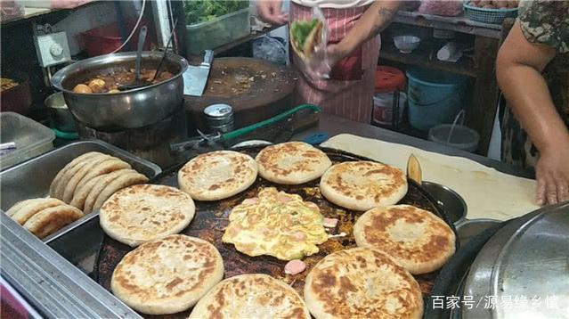 河北邯郸经典小吃石头饼，1个饼铛1锅碎石，会烙饼的学起来