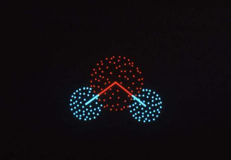 水也许并非宇宙生命的唯一液体要素，其他元素或许也能创造生命