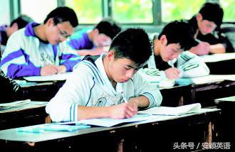 across与through不同（初中英语易混词辨析之acrossthroughover表示穿过时的区别）