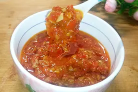 想吃蒜蓉辣椒酱不用出去买啦，手把手教你做，香辣美味真下饭