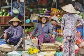越南姓氏还有这么多讲究！名字中间还有垫名，这跟我国有渊源吗？视频封面