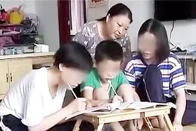 父亲被捕，家中平静被打破，刚高考完的大女儿照顾弟妹帮母亲分担视频封面