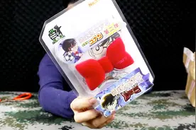 拆箱试玩名侦探柯南蝴蝶变声器，25块钱的东西真够简单的视频封面