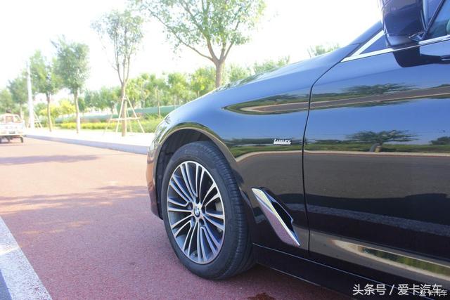 吸粉就是这么容易，试驾全新宝马530Li！