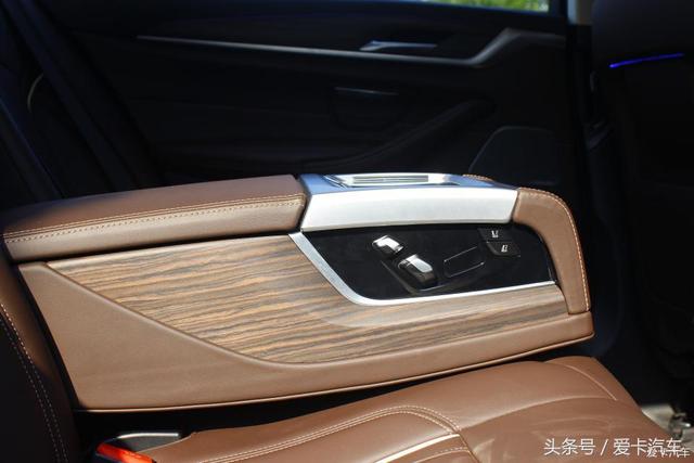 吸粉就是这么容易，试驾全新宝马530Li！