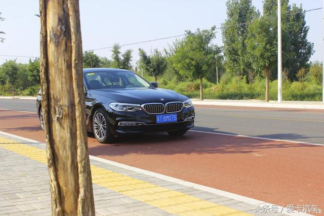 吸粉就是这么容易，试驾全新宝马530Li！
