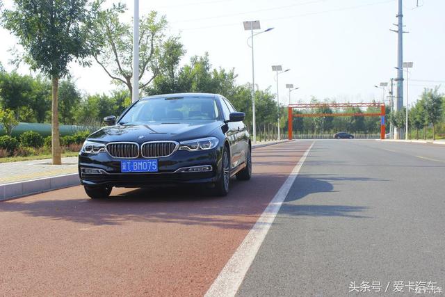 吸粉就是这么容易，试驾全新宝马530Li！