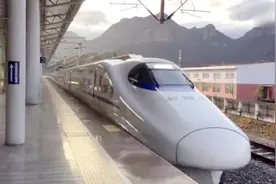 全程12小时深圳北开往上海虹桥 D2284次动车中途停靠乐清站