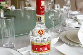 白酒为什么能保存那么久，其中的原理很少有人知道！视频封面
