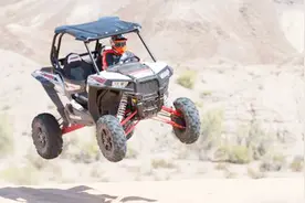 是时候了解一下UTV了，毕竟它比牧马人、陆巡、奔驰G越野能力更强