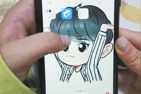 手机图标桌面怎么快速归类到一起？教你操作下，桌面变得很整洁