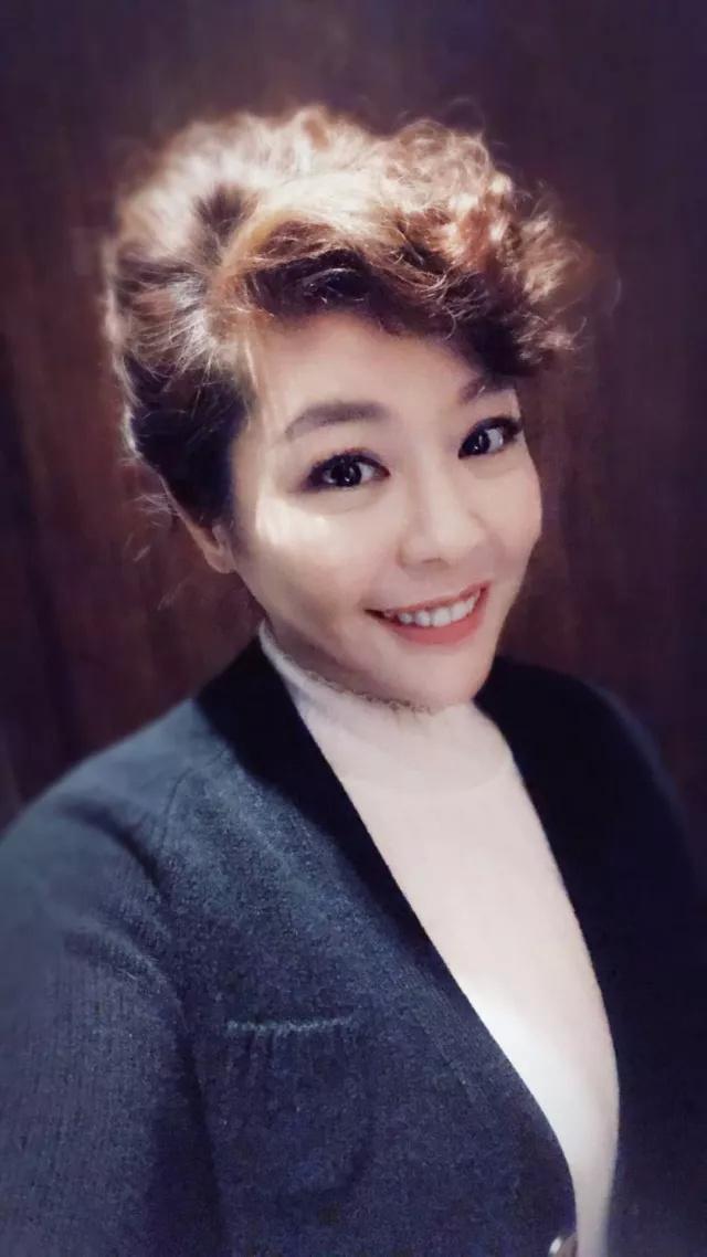 心理专家柏燕谊的出生日期,对话柏燕谊:为人心注入柔软的力量 - 冷求