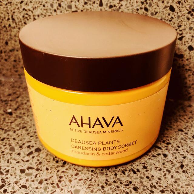 miumiu身体乳没说明书