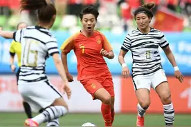 女足4-3韩国！贾秀全赛后道歉，韩主帅送王霜6个字，听听王霜咋说图片