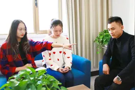 老婆怕姐姐满身药味熏到老公，一直不敢带回家，老公的做法真暖心视频封面
