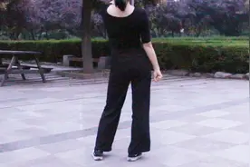 每天原地坚持胳膊上下拍打、左右扭胯3分钟，甩掉赘肉，气色变好