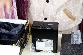 开箱售价899元的海盗船RM650X电源，机佬表示用不起视频封面