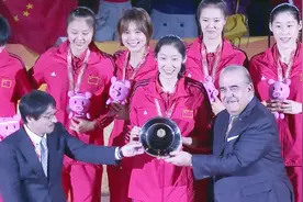 2018女排世锦赛颁奖仪式季军中国队部分完整回顾