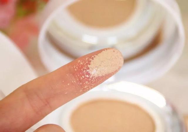 这8款气垫真的有毒，妆感美到犯规，一用就停不下来