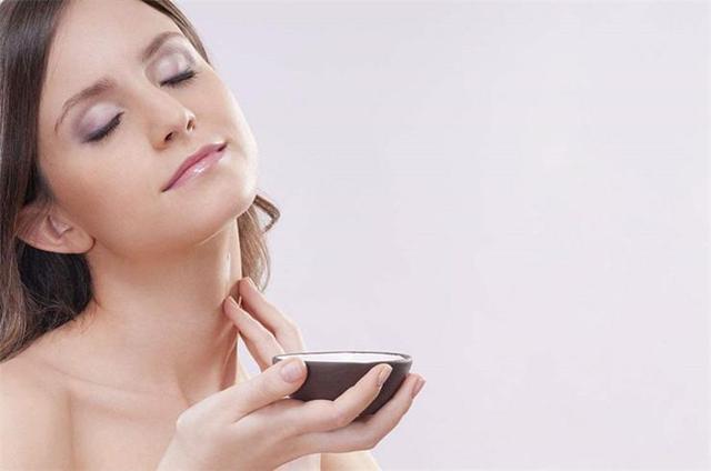 想要美丽天鹅颈，关键要选对颈霜