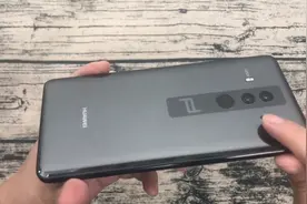 6399元华为Mate10保时捷版开箱：看到手机后，终于明白贵在哪了！视频封面